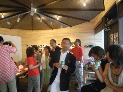b0037160_14101660.gif