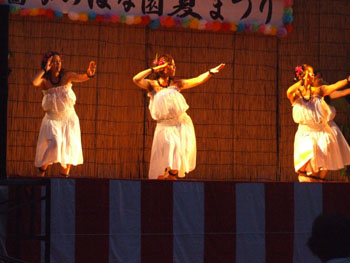 「なのはな園」の夏祭り_e0028387_1214297.jpg