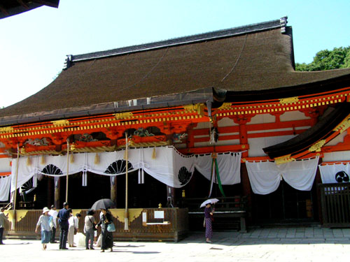 八坂神社と舞妓さん?_e0048413_20173451.jpg
