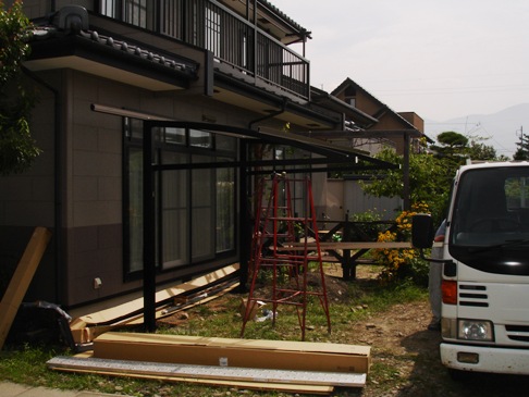 征矢野の庭、芳川小屋の庭進行中_c0112447_1146305.jpg