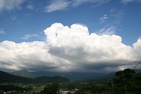 夏の雲_c0054876_1921385.jpg