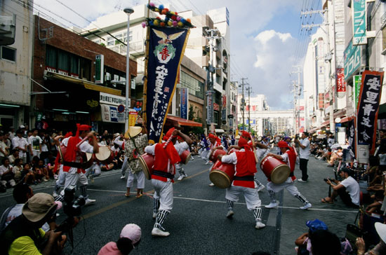 １万人エイサーに行ってきた_b0049152_19455726.jpg