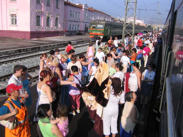 Siberian Train vol.2　「　Day 2 - 列車の旅（＝車内共同生活）が始まる、、、　」_a0086274_9481473.jpg