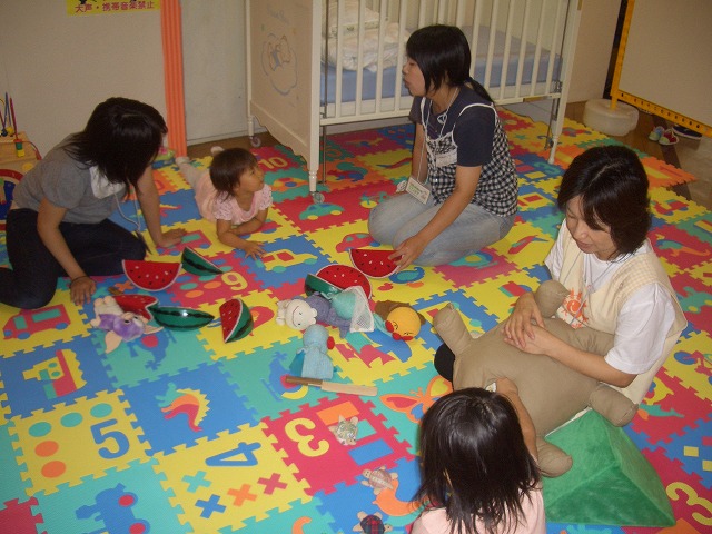 浜んまち『ちびっこルーム』_f0142009_10414962.jpg