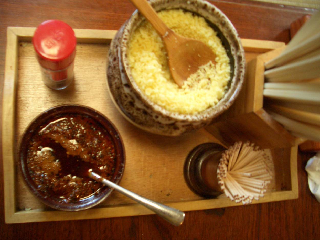 富士吉田のうどんと恩賜林組合の洋風庭園_f0141310_1124418.jpg