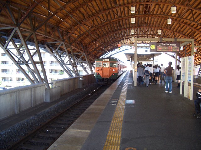 ＪＲ西日本　山陰本線　二条駅_e0114588_2094154.jpg