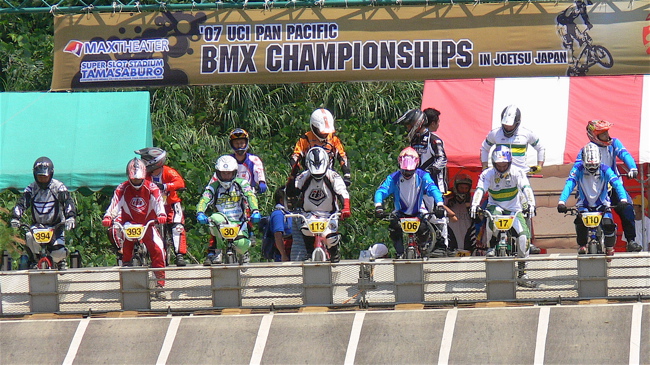 2007環太平洋BMX選手権大会in上越Day1VOL2エリートMEN予選第1ヒートの画像垂れ流し_b0065730_10223428.jpg