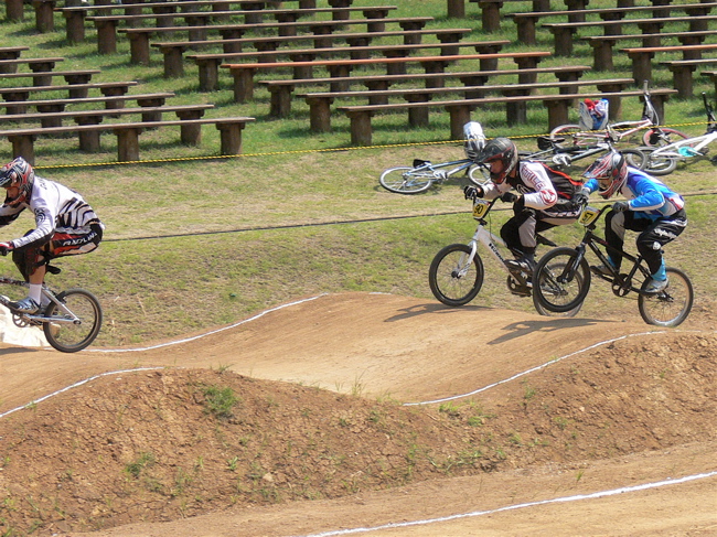 2007環太平洋BMX選手権大会in上越Day1VOL5エリートMEN準々決勝の画像垂れ流し_b0065730_14532426.jpg