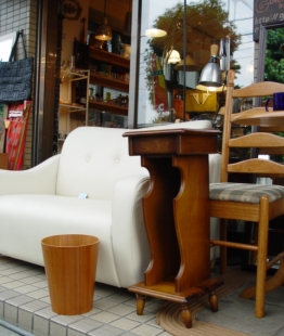 木製丸スツール3兄弟_a0096367_19441497.jpg