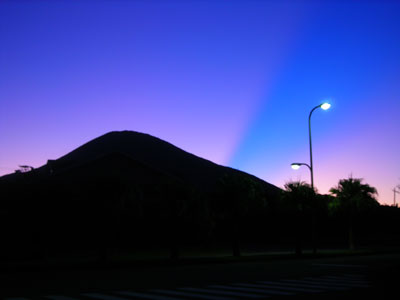 星空の下でBBQ（幻想的な夕暮れ風景）_e0097770_190491.jpg