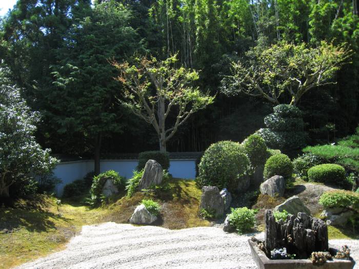 2007.08.16　東福寺駅かいわいを歩く　庭を観ることの愉しさ_c0009815_139982.jpg