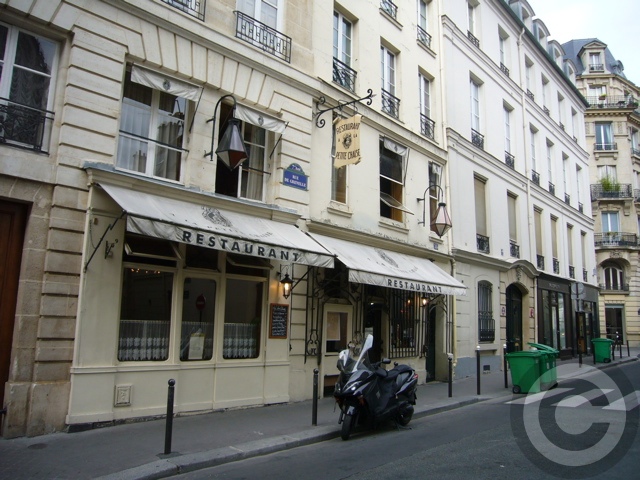 ■パリで一番古いレストランle plus vieux restaurant de Paris_a0014299_2259147.jpg