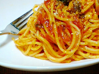 Eccomi!& Spaghetti alla Puttanesca_c0107826_2232862.jpg