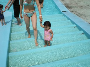 一万人プール Sweetie Pie