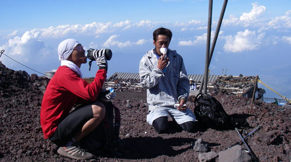 07.08.21 富士山ハイキングヤッホーヤッホー!_a0062810_850524.jpg
