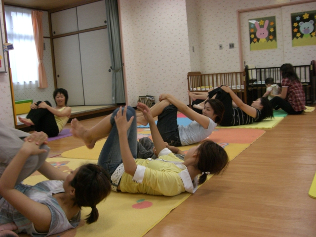 リラックスヨガ_f0142009_1334674.jpg