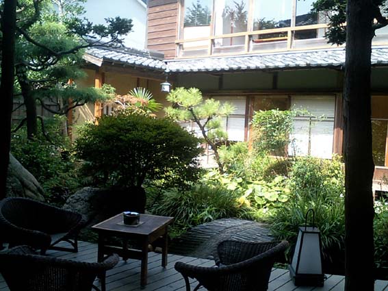 f0054859_2233021.jpg