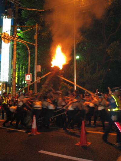 がんがら火祭り_d0094091_1343748.jpg