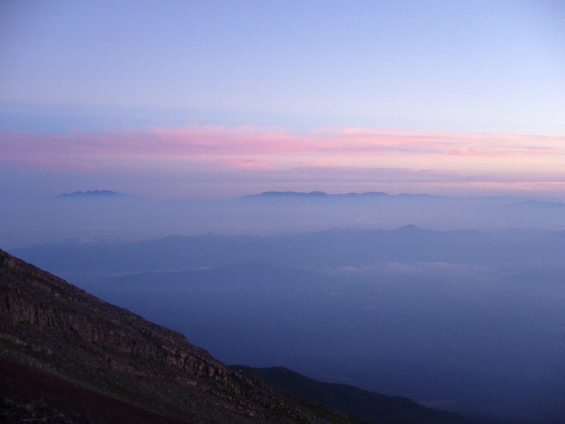 富士山に不時着、の巻_e0073717_23323644.jpg