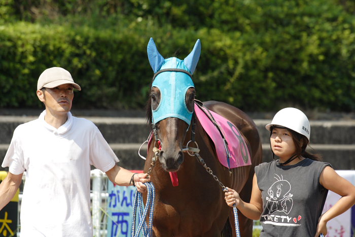 石本純也騎手、誕生日レースを勝った~_a0077663_1926546.jpg