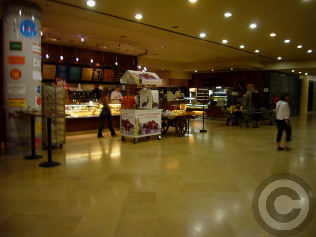 ■Le Carrousel du Louvreカルーゼル・デュ・ルーヴルの\"食\"_a0014299_57938.jpg