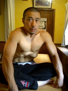 ウディーヤーナ バンダ 長野 ヨガ Athojapa Style 究極のヨガ 長野市の整体 ヨガ 筋トレの究極の整体屋アートセラピーハウス傅 俺は整体使だ