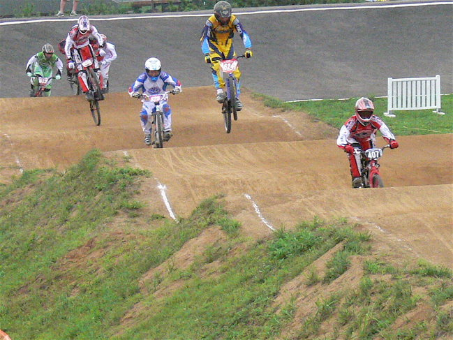 2007東日本BMX選手権大会inひたちvol８ クルーザー１３〜４０オーバークラス決勝の画像垂れ流し_b0065730_1845986.jpg