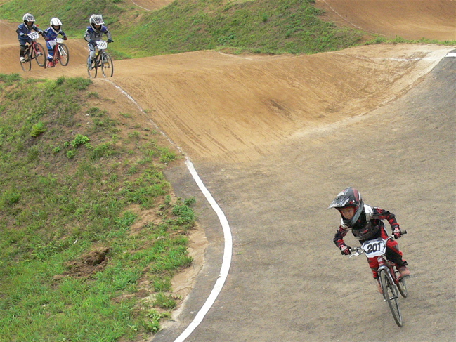 2007東日本BMX選手権大会inひたちvol10 G13才オーバー、B5~8才クラス決勝の画像垂れ流し_b0065730_21232185.jpg