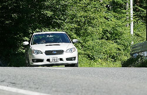 レガシィｔｕｎｅｄ　ｂｙ　ＳＴＩ　２００７雑感。プレタポルテよりオートクチュールを。_f0076731_21162069.jpg