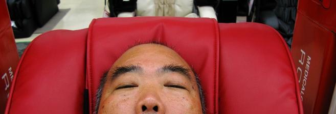休日は早く過ぎて行く(ブラック・アイズ写真展)_c0129671_16411928.jpg