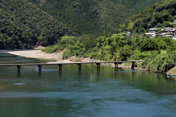 d0079373_26387.jpg