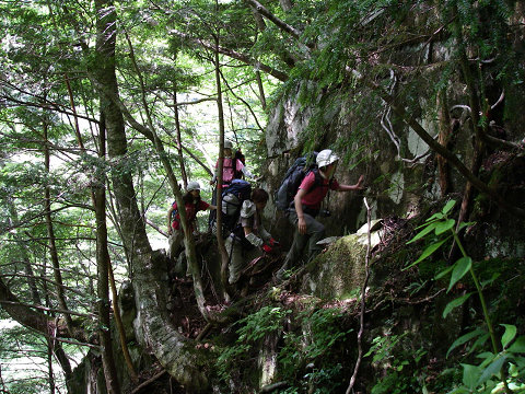 弥山川コースで弥山・八経ケ岳へ（１日目）_c0002874_20111769.jpg