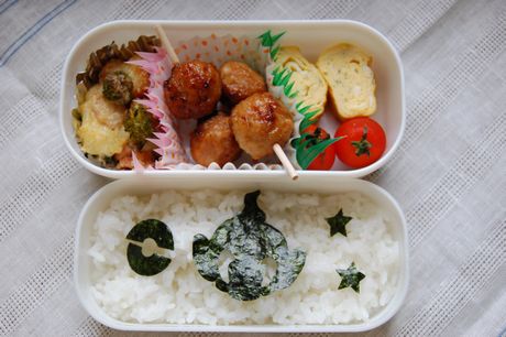 とりつくね弁当_a0097357_1120957.jpg