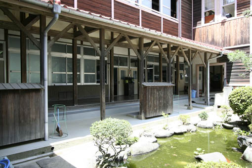 伊予行き 11 :翠小学校_e0054299_9134667.jpg