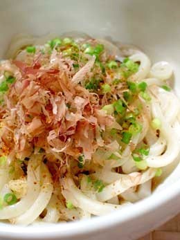 炊き込み御飯・鯖の塩焼き・冷やしうどん_a0095903_9381913.jpg