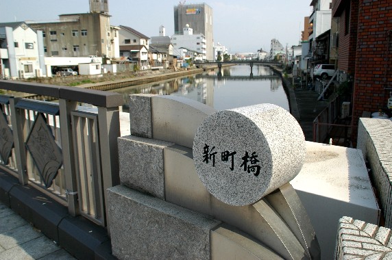 　　川のある風景_b0093754_0211259.jpg