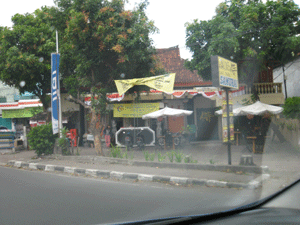 d0038319_11365195.gif
