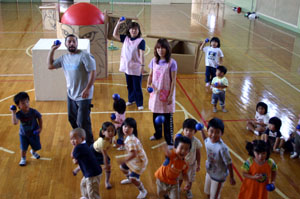 2007年9月4日(火) ゴミゴミ怪獣と遊ぶ!?_a0062127_20311868.jpg