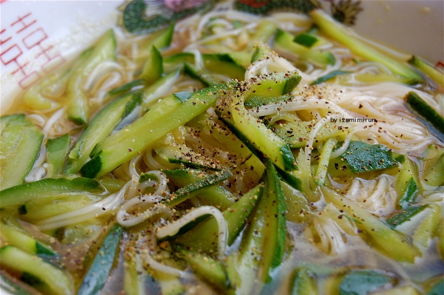 情熱の☆ニラーメン_e0110659_10444190.jpg