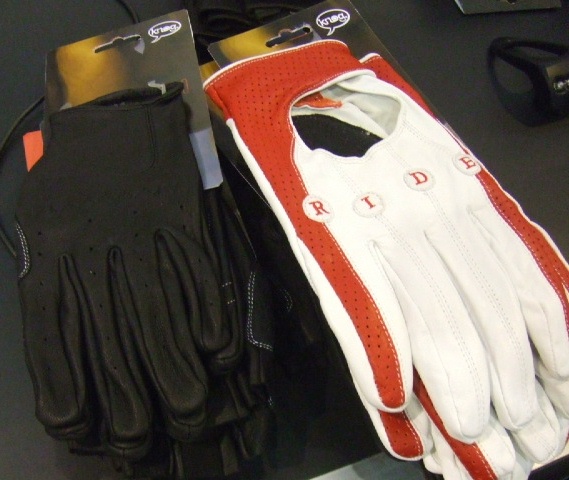 f0017092_2338496.jpg