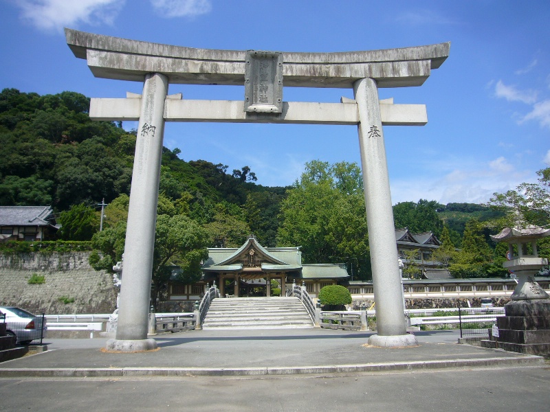 和霊神社_f0058237_9122430.jpg