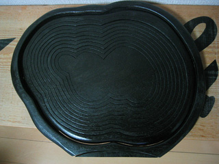 GOODENOUGH  \"g-Spiral wooden bowl\"_a0046421_1038315.jpg