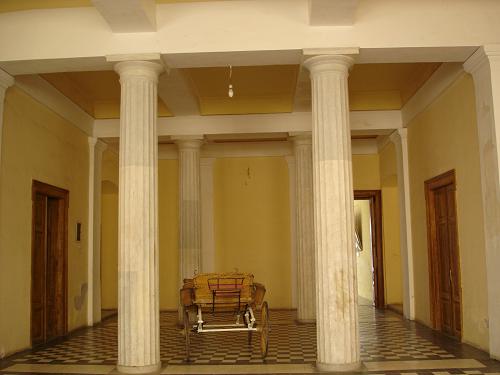 シロス島エルムポリ市庁舎 日刊ギリシャ檸檬の森 古代都市を行くタイムトラベラー