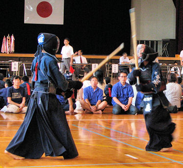 八幡宮奉納剣道大会_d0032114_20452775.jpg