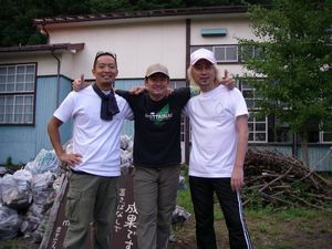 企業対抗!MOTTAINAIゴミ拾い大会’07結果報告_e0105047_1841384.jpg