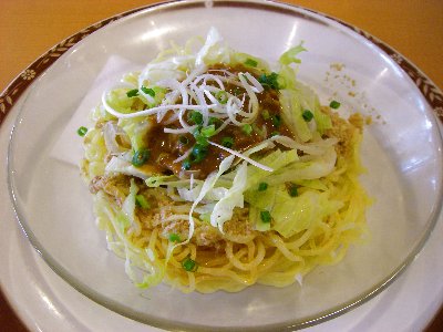 ガスト＠学園店　冷やし担担麺_f0088954_136545.jpg