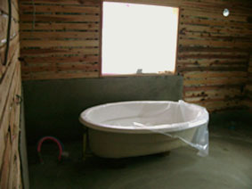 2007-9-6　　お風呂場の内装はこれから_b0115652_218899.jpg