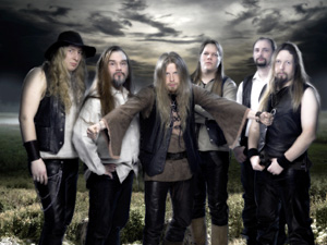 KORPIKLAANI_e0124077_0254032.jpg