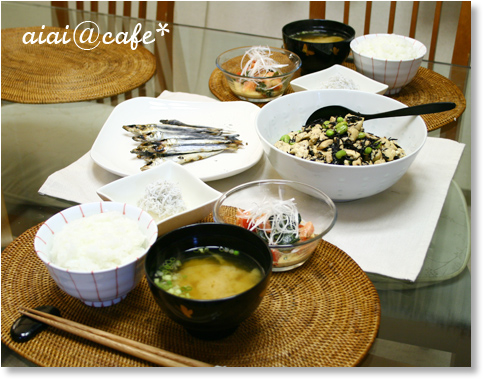 ワカメとトマトのごま味噌和え_a0056451_14272517.jpg
