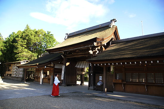 淡路-伊弉諾神社(神宮)_e0086106_9532352.jpg